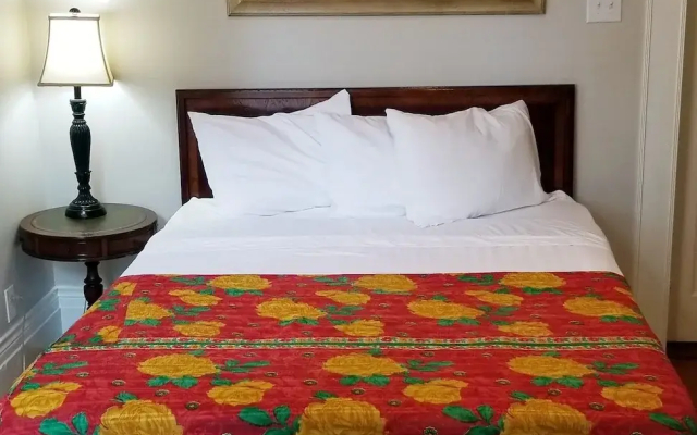 Inn on the Riverwalk