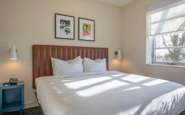 The Holbrook Hotel