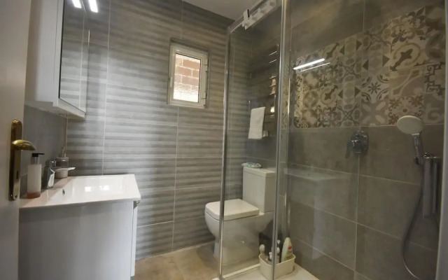 Villa Vita in Kalyvia Thorikou