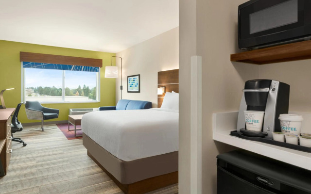 Holiday Inn Express And Suites Ukiah