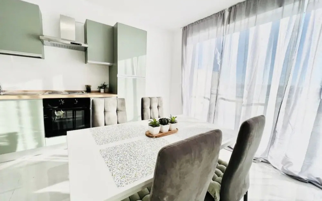 Sunshine Suites