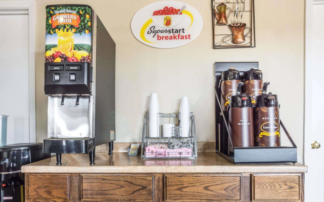 Hill Country Inn & Suites