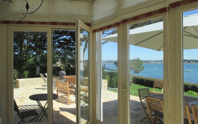 Beautiful Holiday Home in La Trinite-sur-mer With Garden