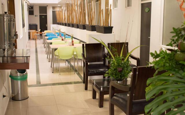 Hotel Alcaravan Medellín