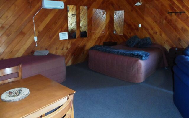 Sportsmans Lodge