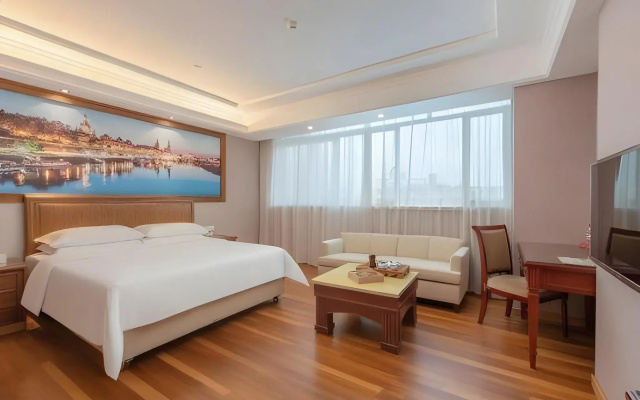 Vienna Hotel