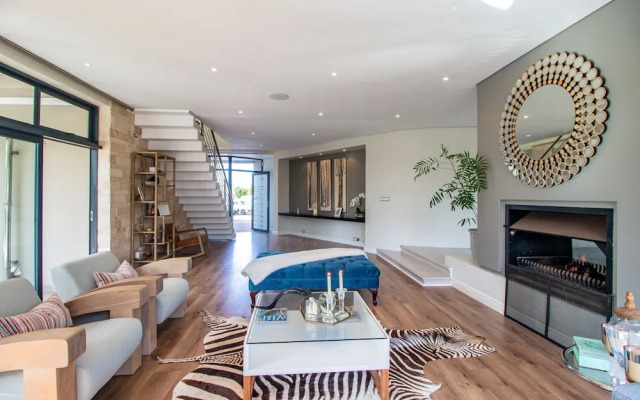 Bayhill Terrace 17 by CTHA