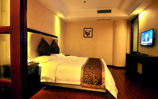 Luzhou Sotelinn Century Hotel