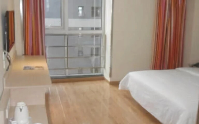 7Days Inn Qingdao Huangdao District Lianghe Road Haishui Baths