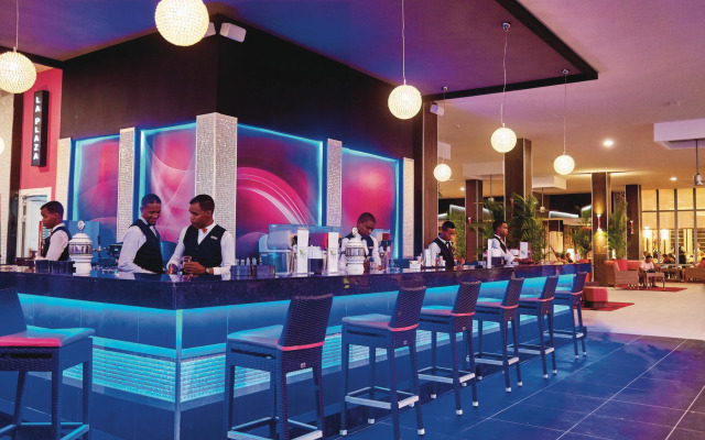 Hotel Riu Bambu - All Inclusive