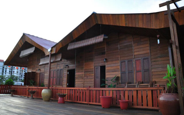 Clan Jetty Heritage Home