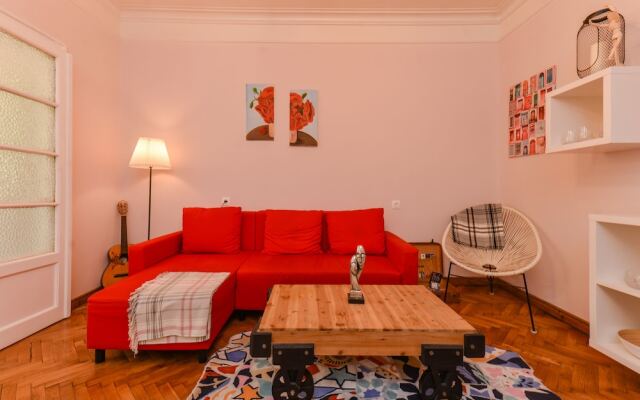 FM Deluxe 2-BDR Apartment - La La Land