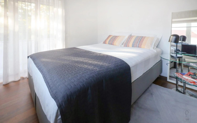 Santa Joana Residence with Garden and heated pool