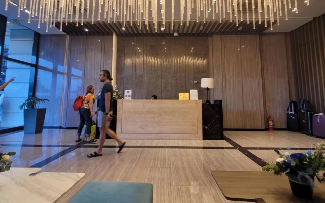 Staycations Up Above 13 at Bgc