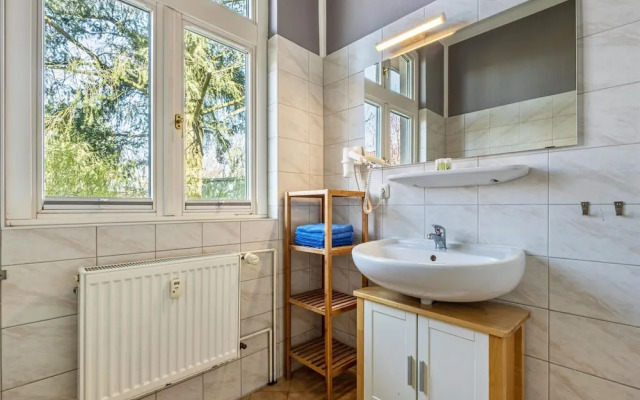 Apartment on Lake Muritz With Marina Access