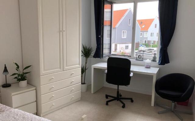 B&B Twiske Zuid, Amsterdam free parking