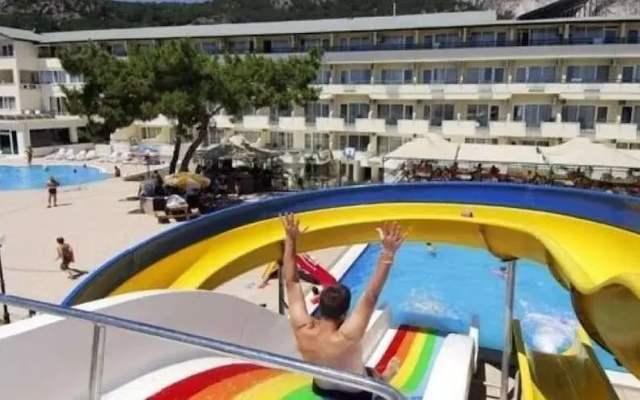 Club Marakesh Beach