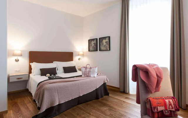 Giuturna Boutique Hotel
