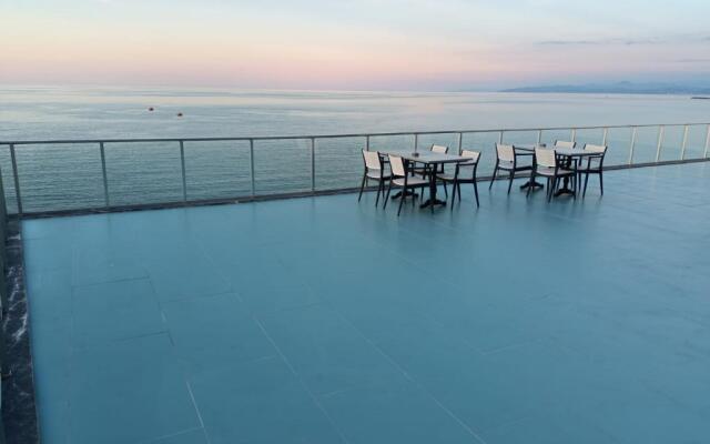Отель The Marine Hotel Trabzon