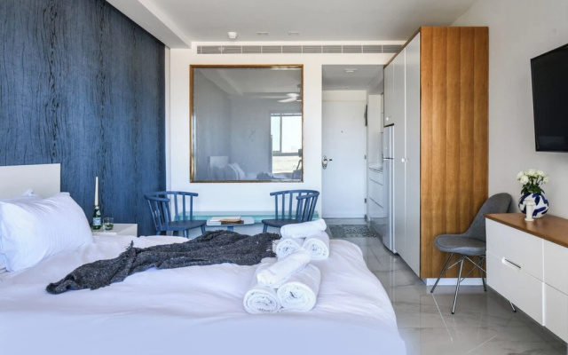 HaTsuk Sea-View Studio by Sea N' Rent