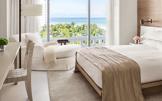 The Miami Beach EDITION