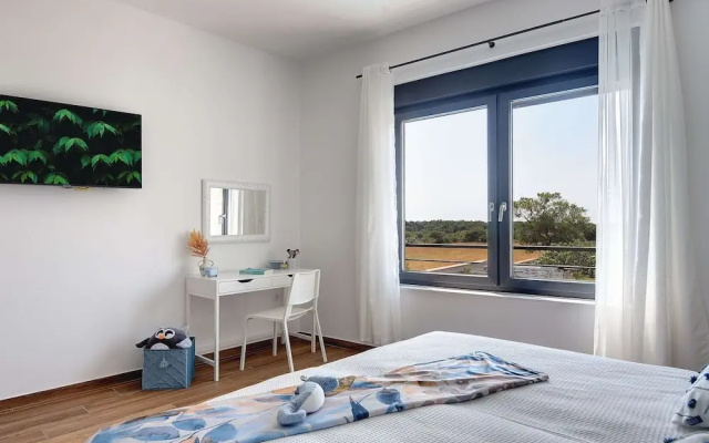 Apartment in Croatia Near Scenic Coastline