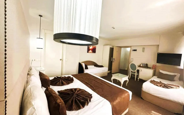 Taximtown Hotel