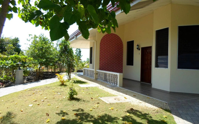 Meili Beach Resort