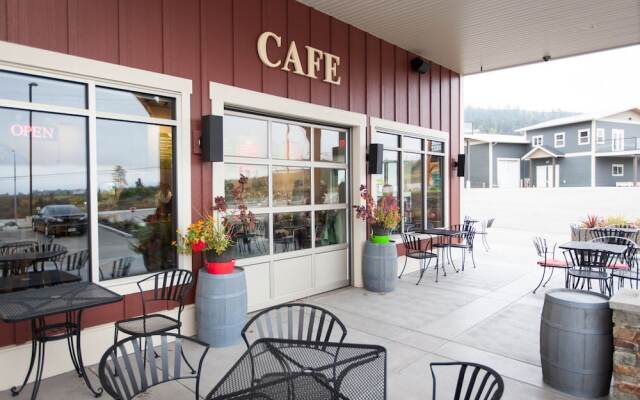 Hillcrest Farm Market B&B