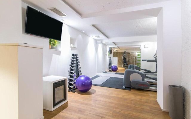 Belgrade Inn Garni Hotel