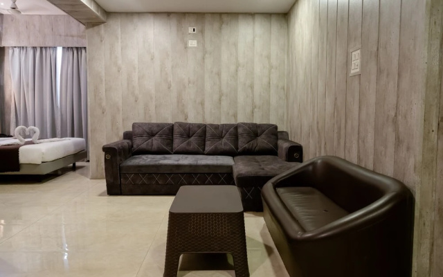 Hotel Grand Seasons