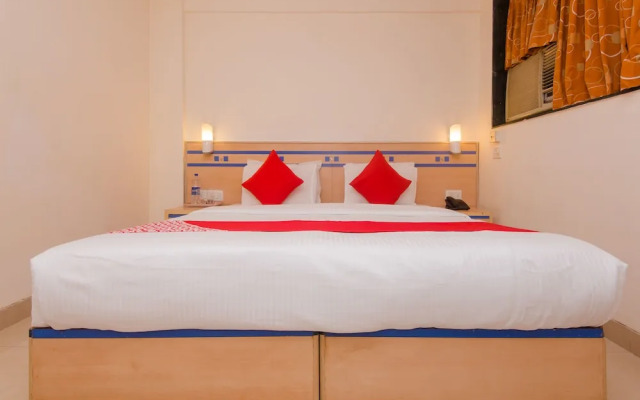 Blue Sapphires By OYO Rooms