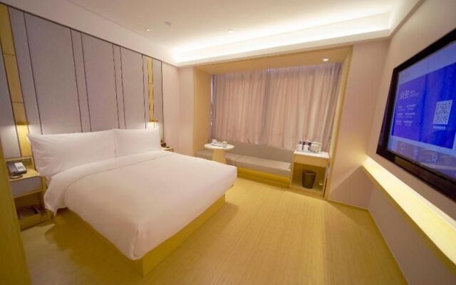 Ji Hotel (Renmin University of China Metro Station