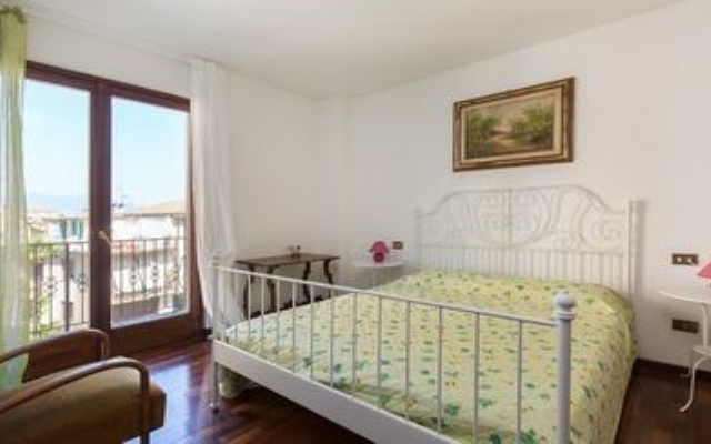 Impero House Rent - Simone