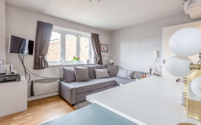 Chic and Cosy 1 Bed Flat in Nw-london