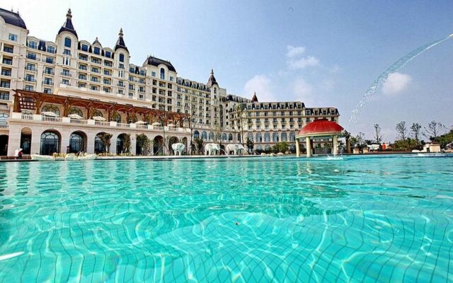 Crowne Plaza Qingdao Ocean Spring Resort by IHG