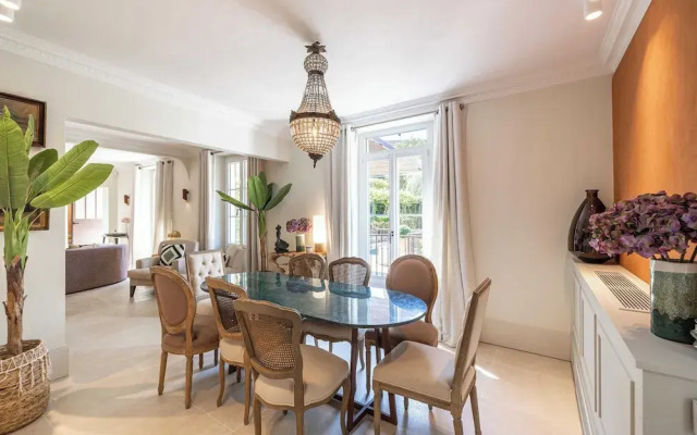 Luxurious Villa With Heated Pool 5br/10p - Cannes
