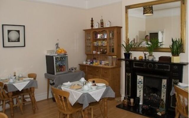 Harlequin Guest House