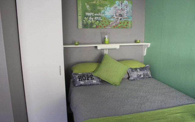 PhysEQFiT Guesthouse