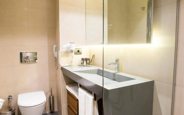 Zeniva Hotel