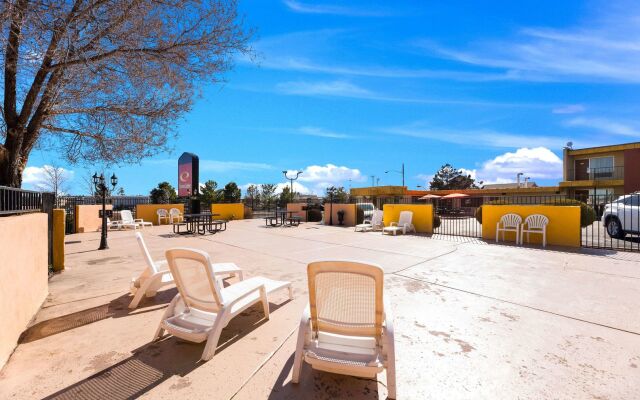 Kings House Motor Hotel