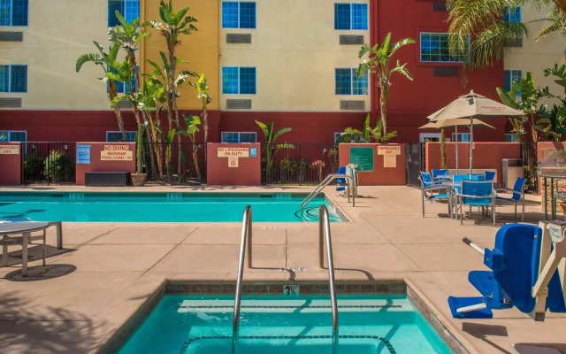 TownePlace Suites By Marriott Anaheim Maingate Near Angel Stadium