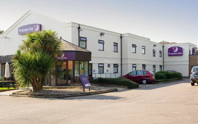 Premier Inn Gloucester Longford