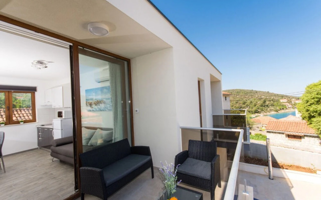 Apartments Villa LA
