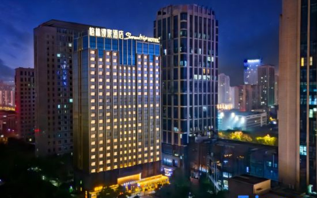 green manlv hotel（Nanchang Honggutan Wanda Plaza cuiyuan) ）