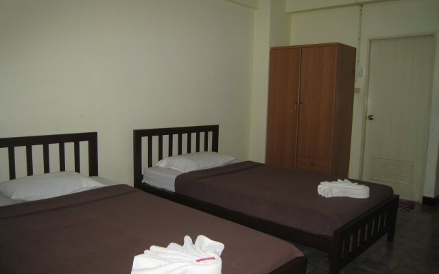 Pakchong Hotel