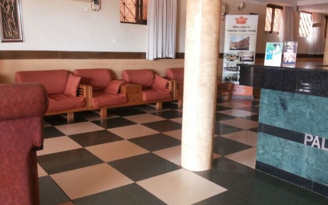 Palema Crown Hotel