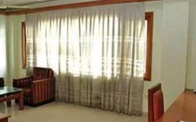 Hotel Mayura A/c