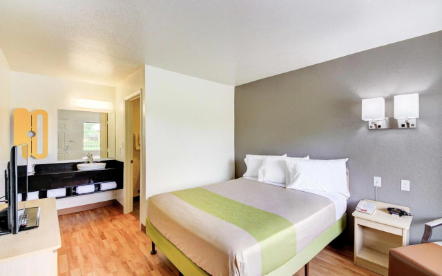 Studio 6 Midwest City, OK - Oklahoma City