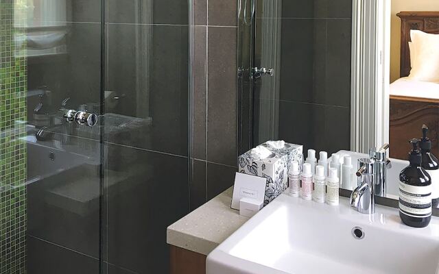 The Empyre Boutique Hotel